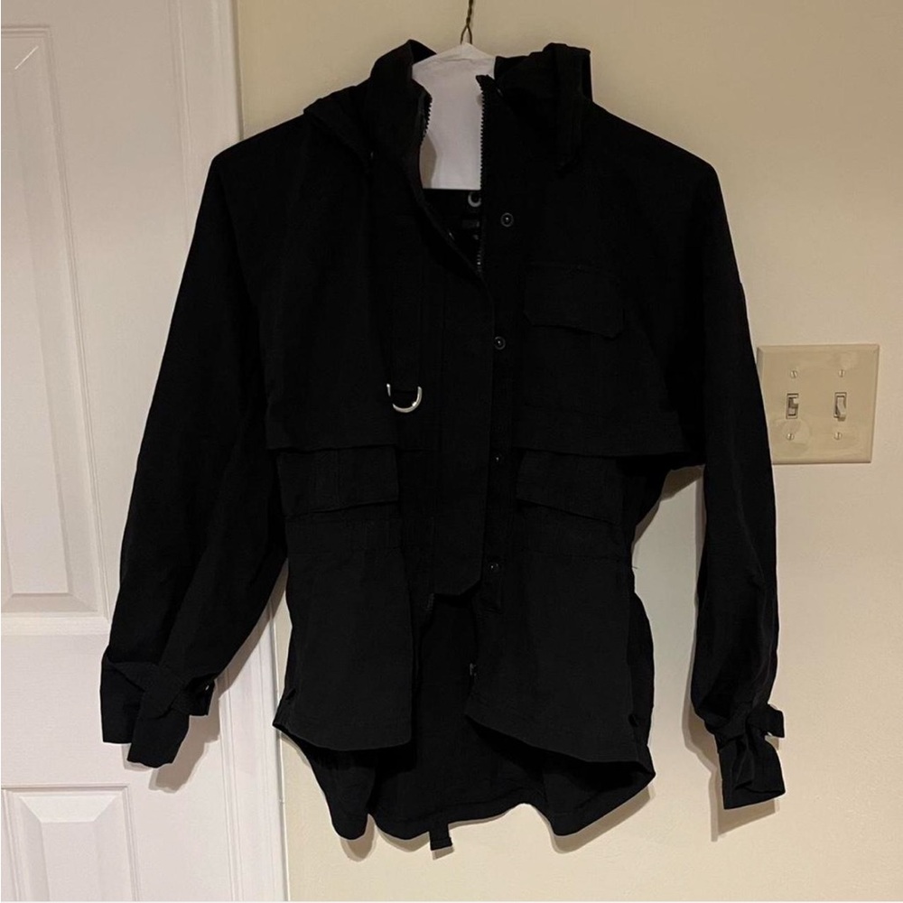 ALO Yoga Black Jacket with Logo Patch